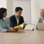 Educação Digital: Otimize Escolas Online com Orbit AI